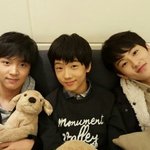 [NCT즌] <b>루키즈</b> 사진들 보면서 눈물 광광 흘리는 중..