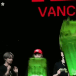 [<b>NCT</b>즌] 고향에 온 <b>동생</b> 인이어 빼주는 형