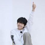 뷔 이짤보고 소리<b>지름</b>