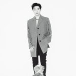 윤지성 반려견이랑 화보 찍었어