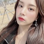 [댓글부탁해] 솔빈 <b>정도면</b> 이쁜 편임??
