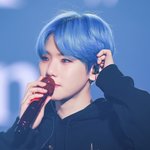 백현 파란렌즈 진짜야 <b>합성</b>이야??