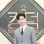 오늘자 킹덤 제작발표회에 단독 <b>Mc</b>로 선 최강창민