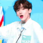 나 움짤 저장했던거 다시 보는데