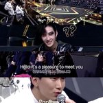 아니 이거 <b>방</b><b>찬</b> 머리