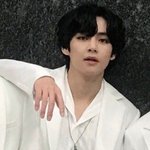 [방탄소년단] 뷔 몸매? 뷔 <b>전신</b>사진