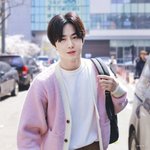 이 사진 보자마자 여신<b>강림</b> 메인사진 남자편이다.....