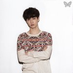 <b>데뷔초</b> 김준면 ㅋㅋ.ㅋ