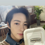 [NCT즌] <b>인준</b>이 머리돌려내