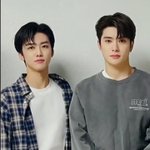 [NCT즌] 둘이 <b>그림체</b> 비슷하지 않음?