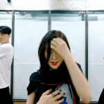 그냥 집단적 <b>독백</b>하면 되는데