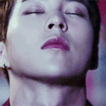 <b>목울대</b>마저 조각인 남돌