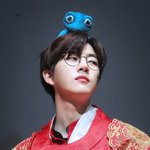 [골든차일드] 이 개구리 <b>인형</b> 아닌거 같은데