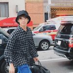 전정국 이 사진 왜 <b>밀랍인형</b>처럼 나왔냐ㅋㅋㅋ