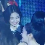 제니랑 <b>예리</b>