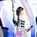 <b>아이린</b> <b>제니</b> 송민호...?