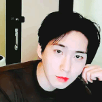 [펜타곤] <b>이</b> <b>표정</b>으로 한참