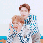 [NCT즌] 난 애들이 이렇게 이런 <b>파란</b> 줄 있는 옷 좋음