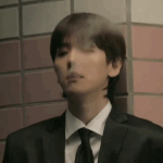 백현 담배<b>피면</b>