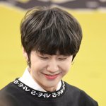 [<b>정일훈</b>] 더럽게 잘 생겼다