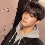 어제 인스타 <b>셀카</b>보고 입덕함