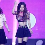 골격은 로제가 제일<b>작지</b>