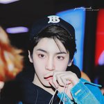 [펜타곤] 나 입덕초에 <b>우석</b>이 덩치 크고 이래서
