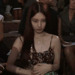 동생이 나 머리 묶은 거 보더니