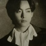[방탄소년단] <b>뷔</b> 이런 사진 뿌리고 가줭