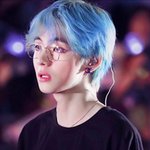 <b>뷔</b> 이사진 뭐야...?