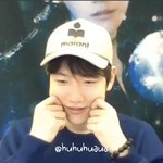 백현이<b>불교야</b>...?