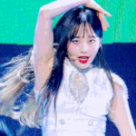 짤하나 <b>츄</b> 무대