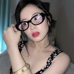 아니 <b>이하이</b> 피부 왤케 좋음?