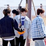 [트레저] 정환이 더 큰거같지 않어?