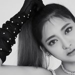 <b>쯔위</b> 갠화보 찍음 ㅠㅠ
