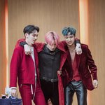 [펜타곤] <b>우석</b>이 복근인가....???