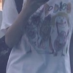 [댓글부탁해] 이 <b>반팔</b> 브랜드 아는사람 ㅠㅠ