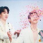 [펜타곤] 펜타곤 두컷<b>만화</b>