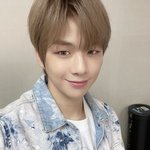 [강다니엘] <b>YELLOW</b> 온라인 쇼케이스