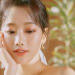 짤하나 <b>이나은</b>