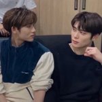 [NCT즌] <b>야호</b> 은근슬쩍 뿌리고가기