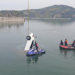 속보-저수지 <b>차량</b> 추락 대학생 5명 사망 참변