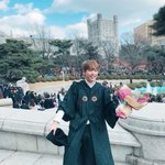 활동하면서 경희대 졸업한 남돌