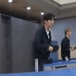 [방탄소년단] 지금 <b>탁구</b>하는거 맞니ㅋㅋㅋㅋㅋㅋ