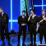 아스트로 1위 울컥하는 거 맴찢이다