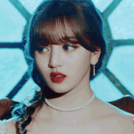 <b>또렷</b>한 이목구비에 새침한 매력 女돌