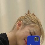 한소희 <b>염색</b>했네