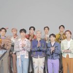 [세븐틴] 무대 의상 당연히 <b>청청</b>이겠지??