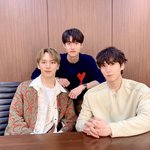 [펜타곤] 거의 <b>가족사진</b>