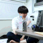<b>슈</b>가 왜이렇게 우서?